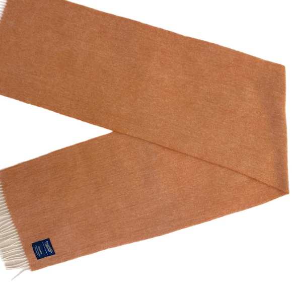 Universal Traveller 100% Cashmere Scarf – Soft Apricot Herringbone – 12" × 66" - Picture 4 of 9